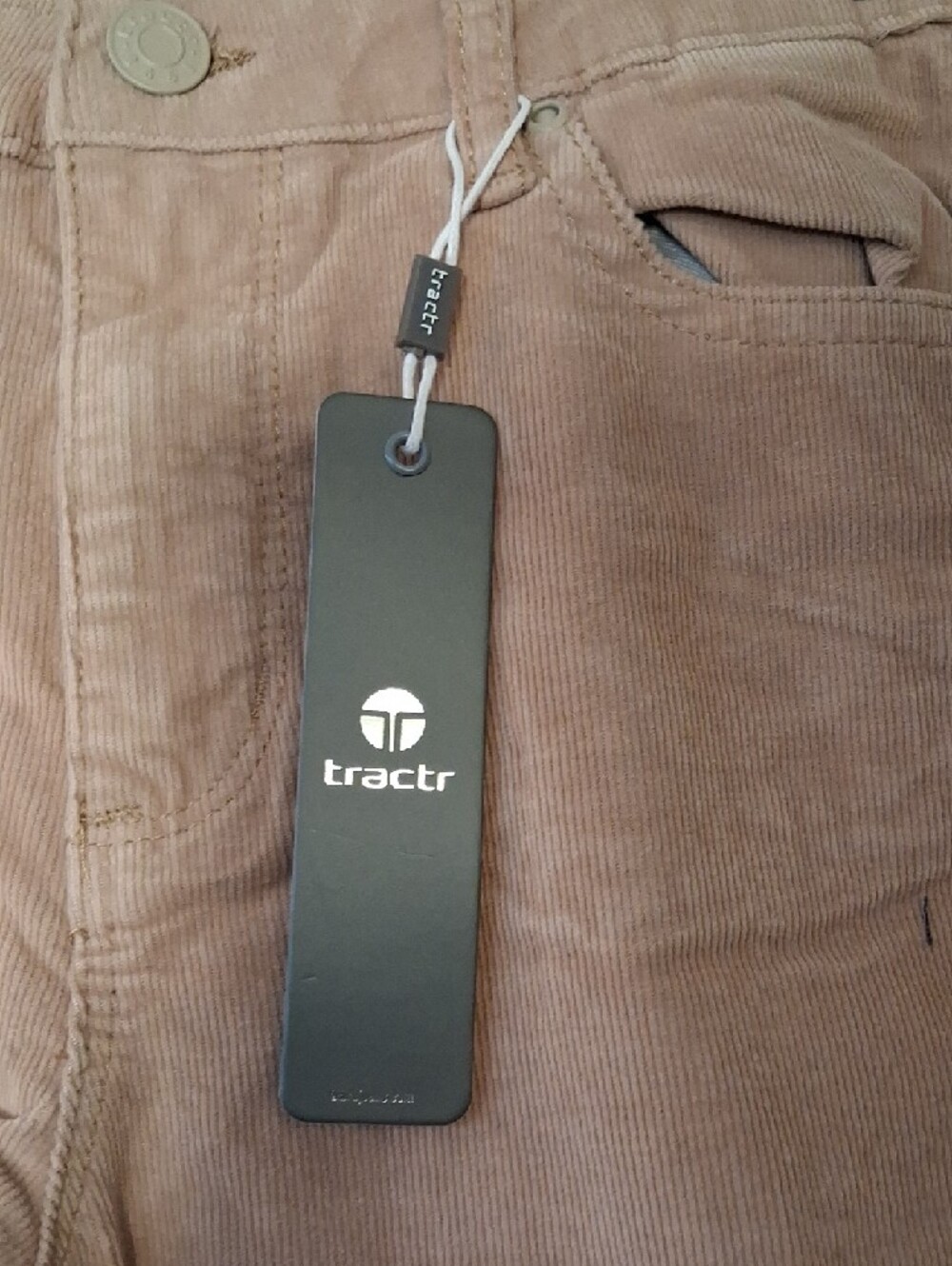 Tractr Women's Skinny Jeans in Tan - Picture 2 of 5